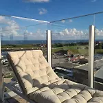 Lägenhet Park Tower Sea View With Pool And Gym