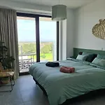 Park Tower Sea View With Pool And Gym