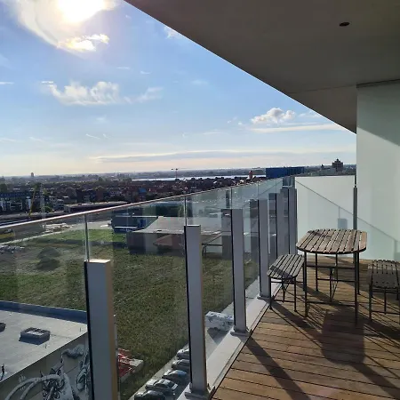 Park Tower Sea View With Pool And Gym Ostend