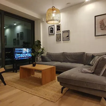 Park Tower Sea View With Pool And Gym Apartment *