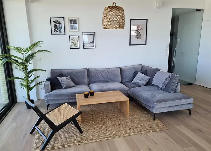 Park Tower Sea View With Pool And Gym *