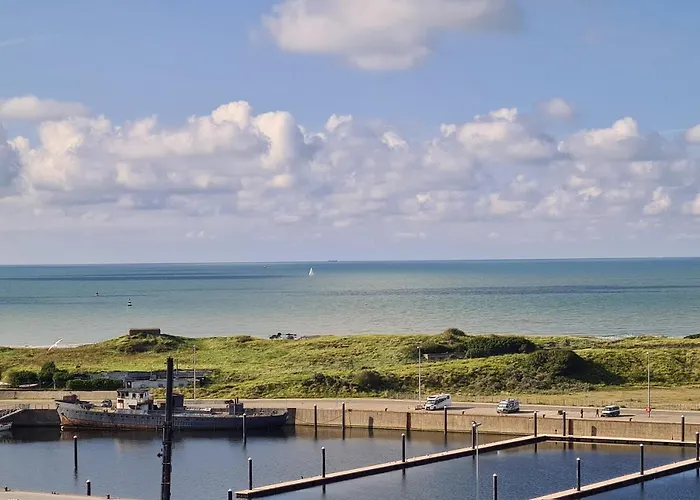 Park Tower Sea View With Pool And Gym Ostend
