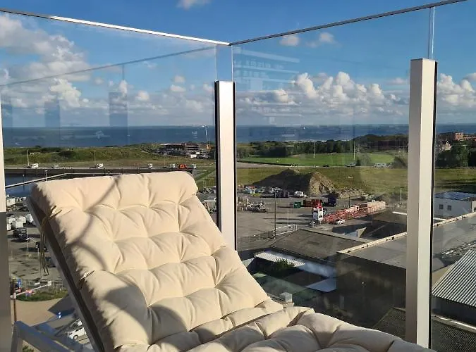 Apartment Park Tower Sea View With Pool And Gym